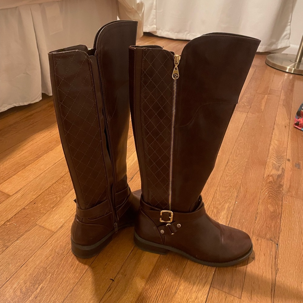 Guess 7.5 women’s brown boots